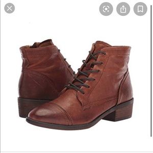 Comfortiva Cordia Boots